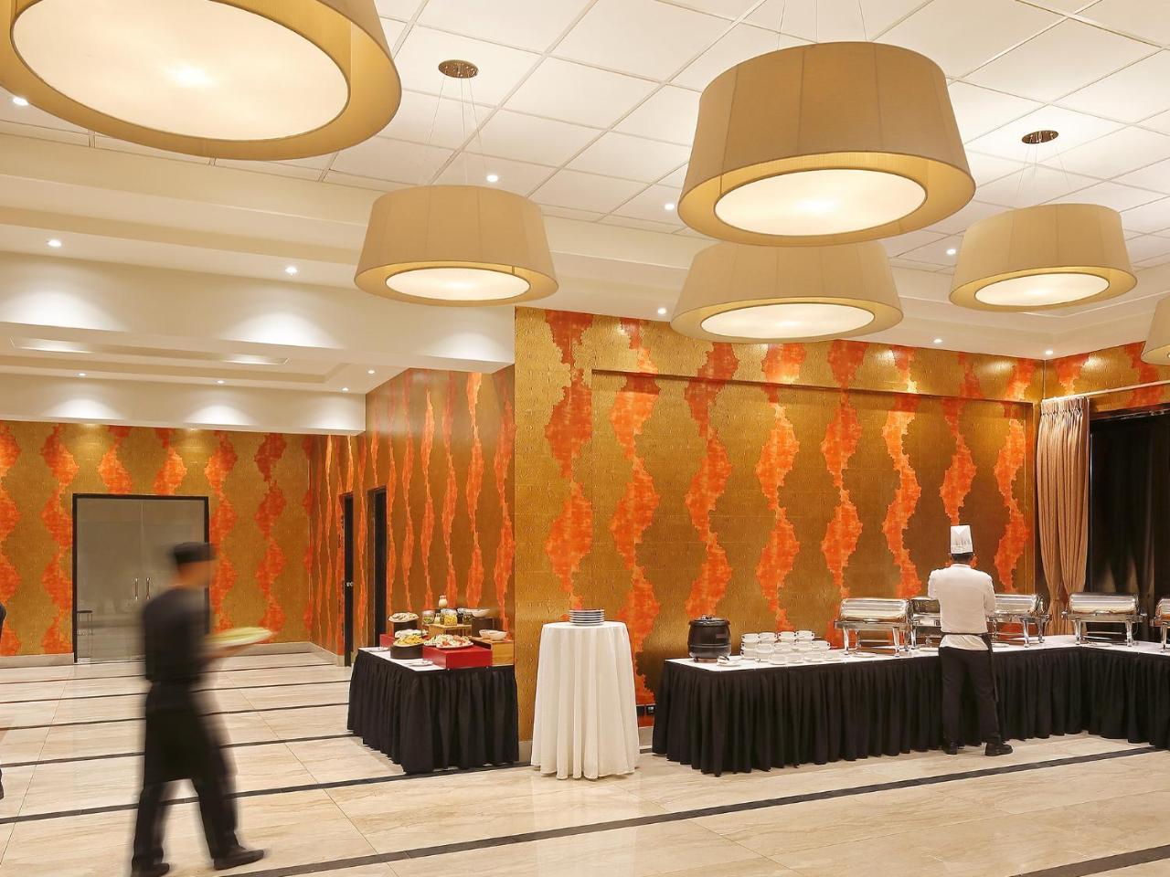 Tiger Palace By Soaltee Bhairāhawā Buitenkant foto